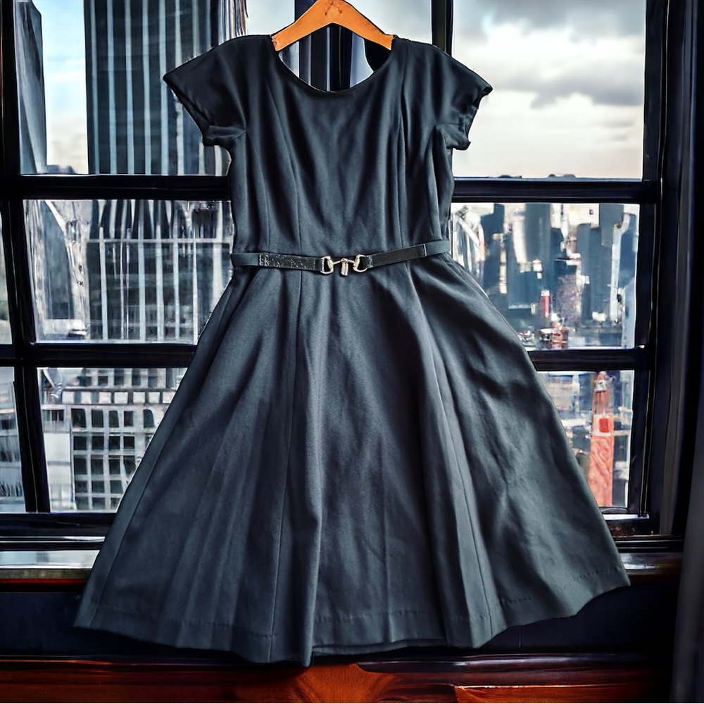 Ellen Tracy Little Black Dress w/croc & gold tone belt & gold back zipper - 10